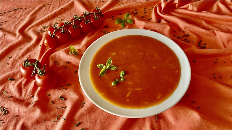 paradajková polievka | paradajkova polievka | zdravá polievka | zeleninová polievka | recepty z paradajok | paradajkové recepty